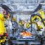 Volkswagen приостанавливает производство в России
