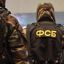 Троих сотрудников "Крымэнерго" задержали за многократные взятки