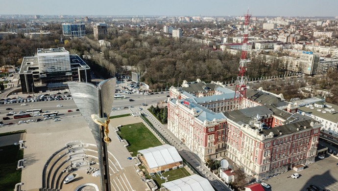 Эстафету огня XXIX Всемирной зимней Универсиады встретили в Ростове-на-Дону