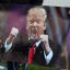 Трампа разозлило, что Евросоюз выслал мало российских дипломатов, пишут СМИ
