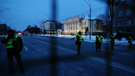 Аксенов раскритиковал заявление Порошенко о выборах в России