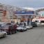 На АЗС Сочи  в очередях за бензином выстроились десятки машин
